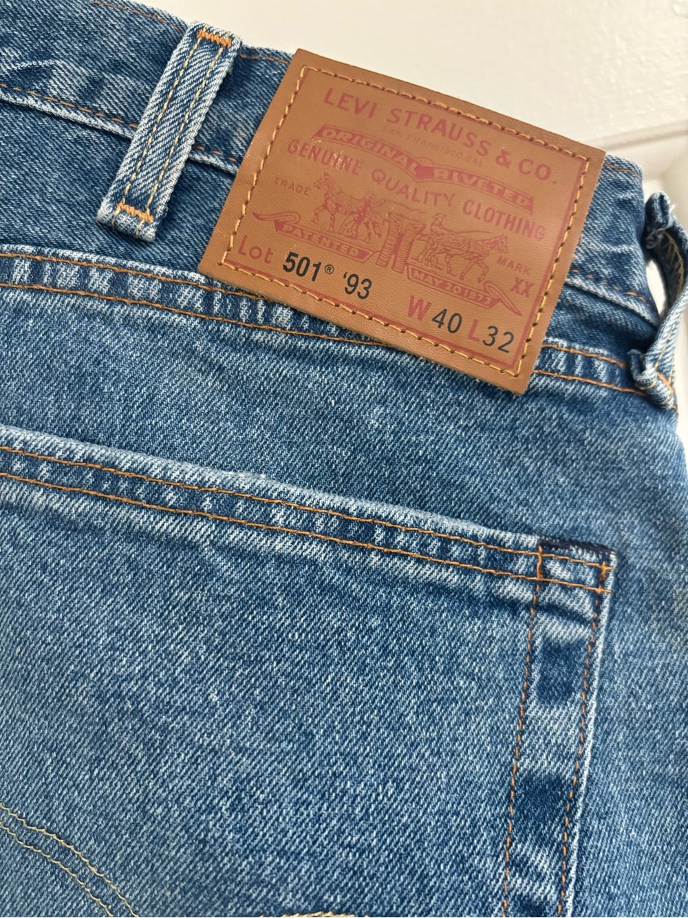 Levi's Men’s Light Blue Relaxed Jeans with Tan Leather Patch